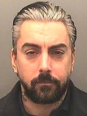 _71358821_ianwatkins