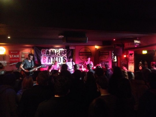 Saudade rocking it out