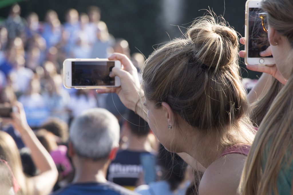 UNC Students photograph the Early Vote Event in Chapel Hill, N.C. Photo: Brenna Elmore / The Tab