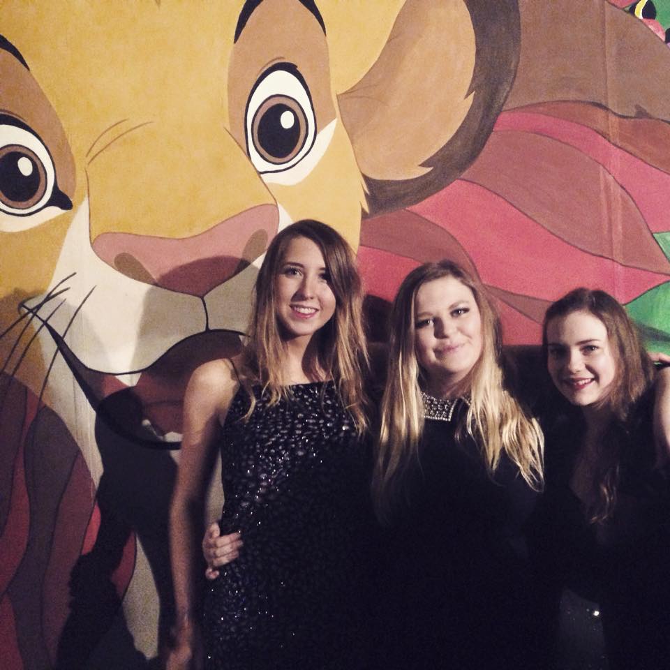Flatmates looking mighty fiiiine