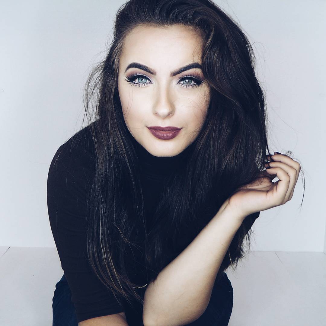 Meet RU junior and YouTube beauty blogger Olena Mishchenko