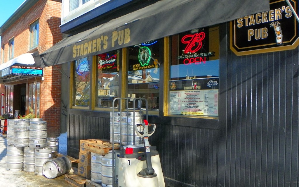 The definitive ranking of Amherst bars