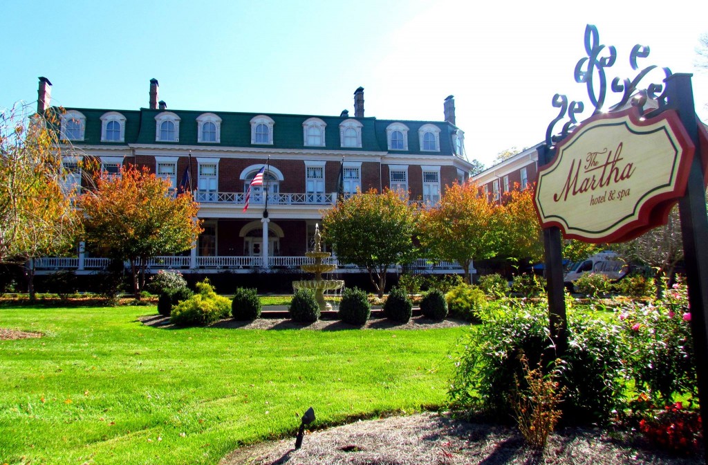 The Martha Washington Inn. Photo taken by Heath Owens