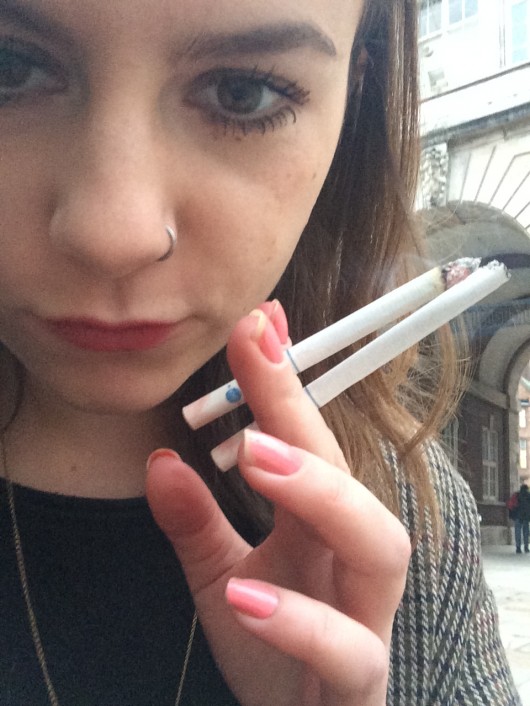 Why smoke two rollies when you can smoke two vogues?!
