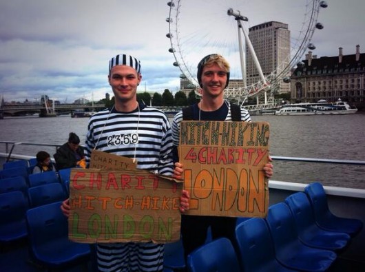 16:46 Jailbirdz taking a scenic hitchhike down the Thames