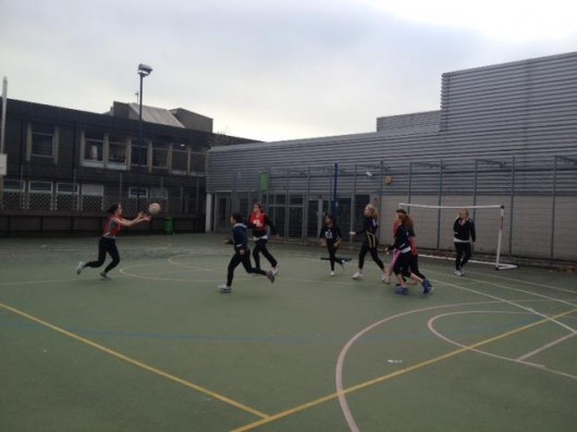 UCLU Social Netball prove their skill against RUMS.