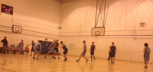 UC Men play in baby blue (photo from @UCLUNetball)
