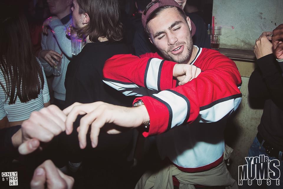serving dalston realness