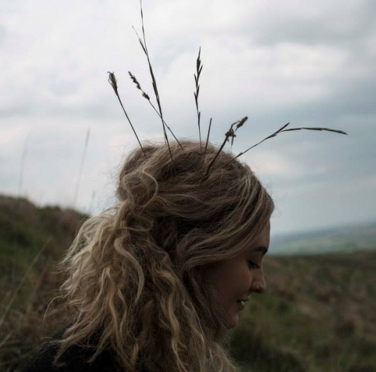 Emily Leach, Student and curator of impART