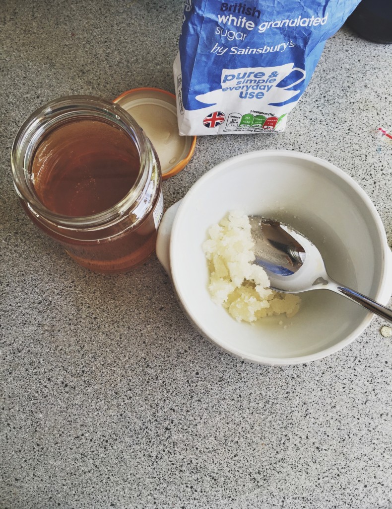 DIY Lip Scrub