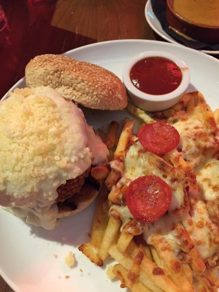 Can't decide on what you want? Lasagne burger AND pizza fries.