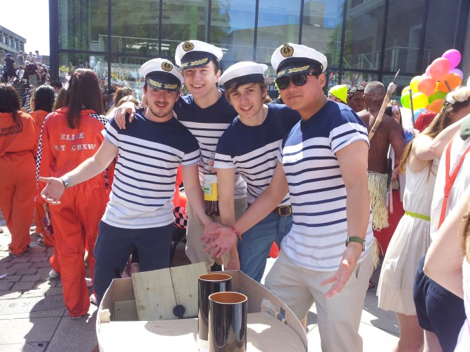 Hello sailor!