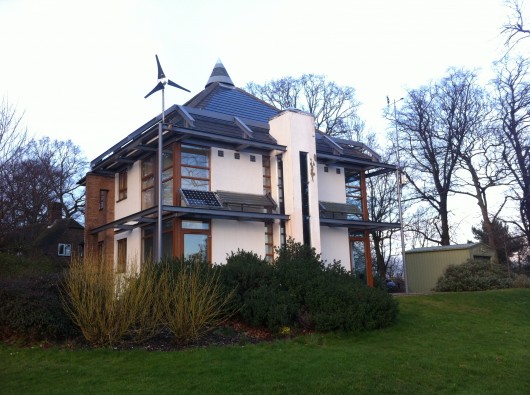 Notts uni's 'eco-house' #NottsForGreenestUni2015