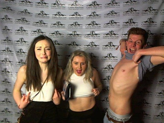 third wheel 2