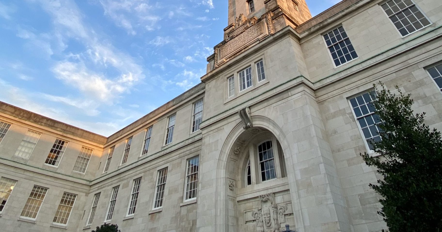 Notts graduation ceremony cut short after staff member collapses on stage - Vimarsana News