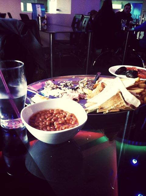 After more than 45 minutes, Alistair was defeated. So did the Juggernaut roger Alistair Rogers? Sooo many names....and food!