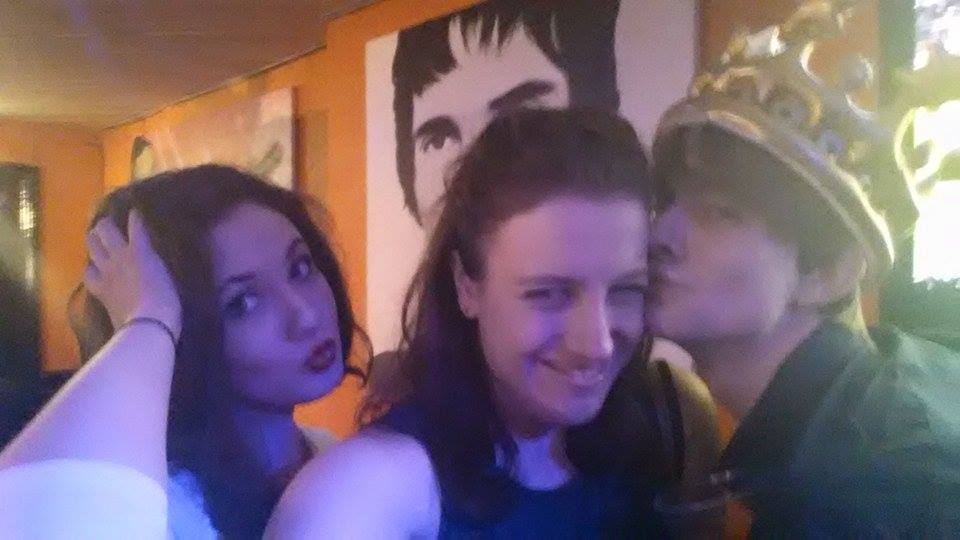 Clearing kids are always left out of drunk kiss pics