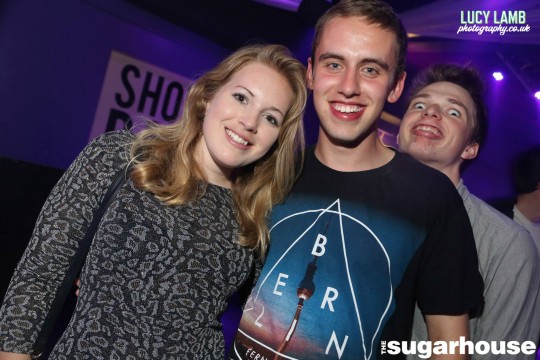 Damn photobombery