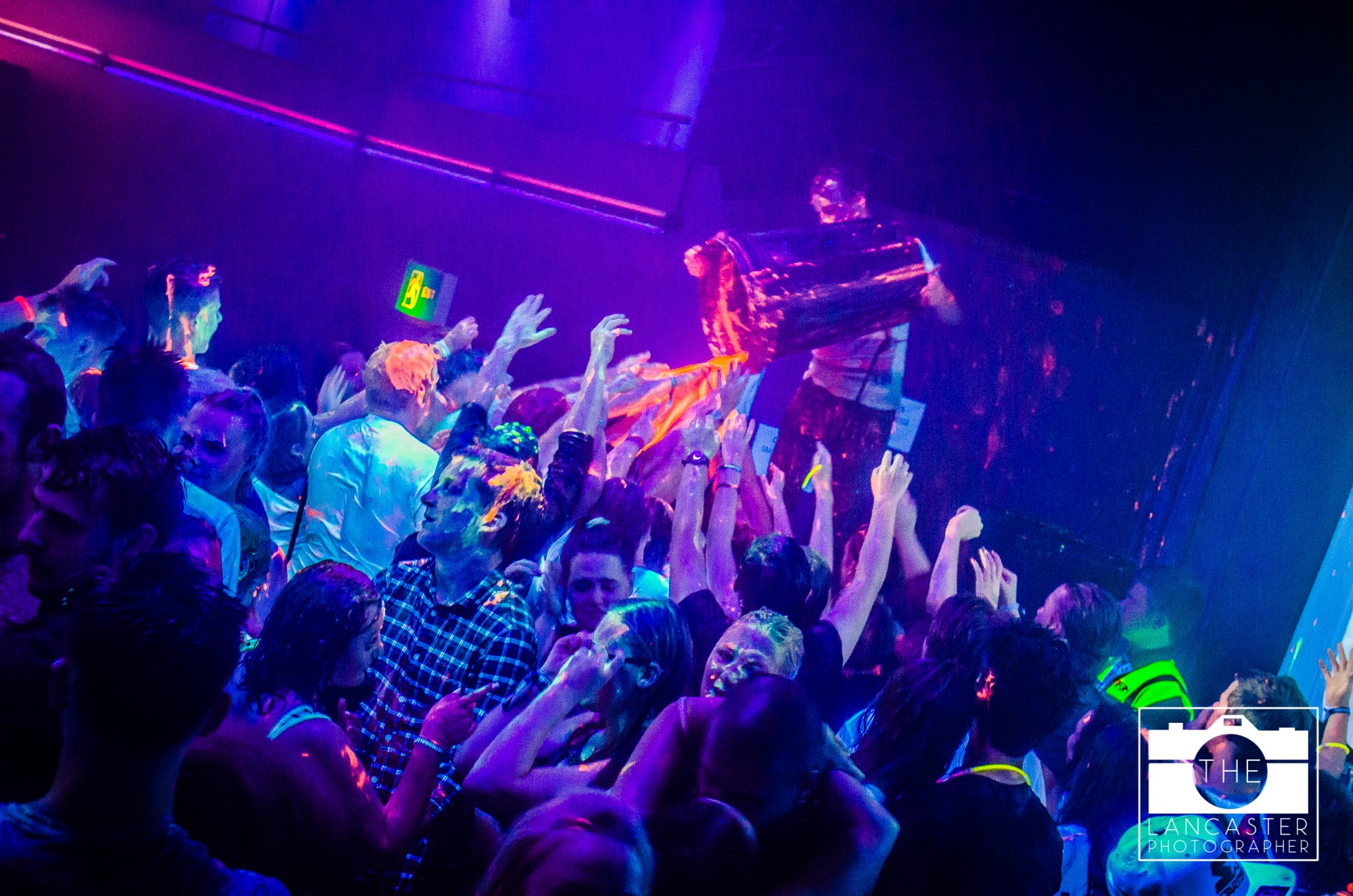 LET'S POUR LAVA ON THESE CLUBBERS