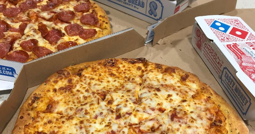 Image may contain: Pizza, Food