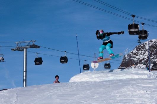 Snowboarder: Gillian Finnerty. Photo: Duncan Karas