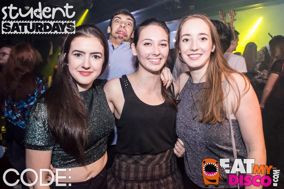 unfathomable face contortion is key to any good photobomb