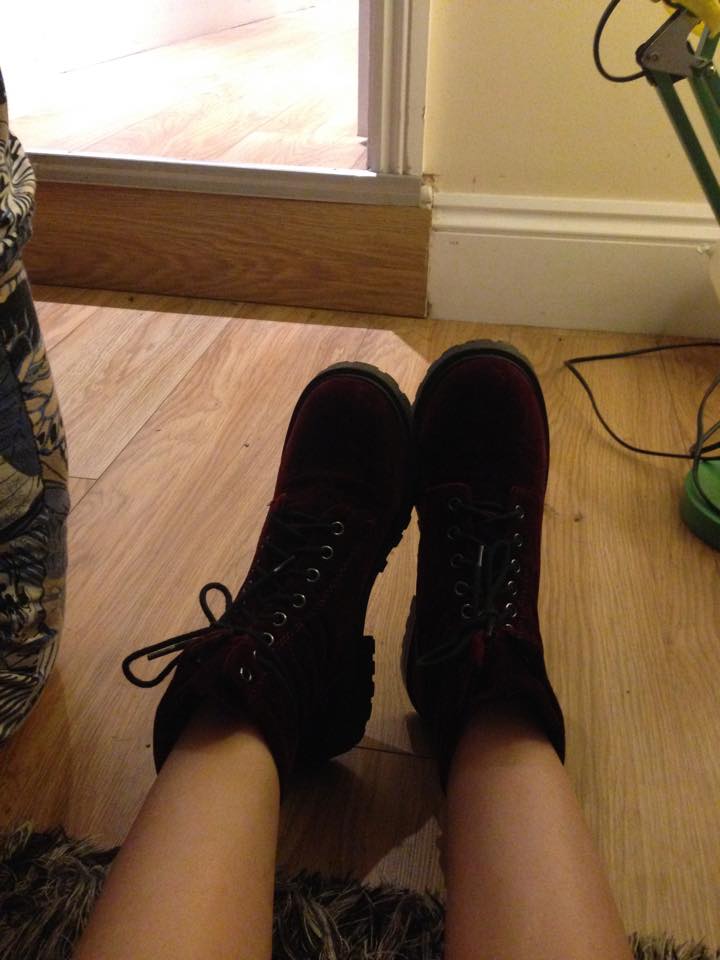 We recommend Converse, lace-up boots, wellies?