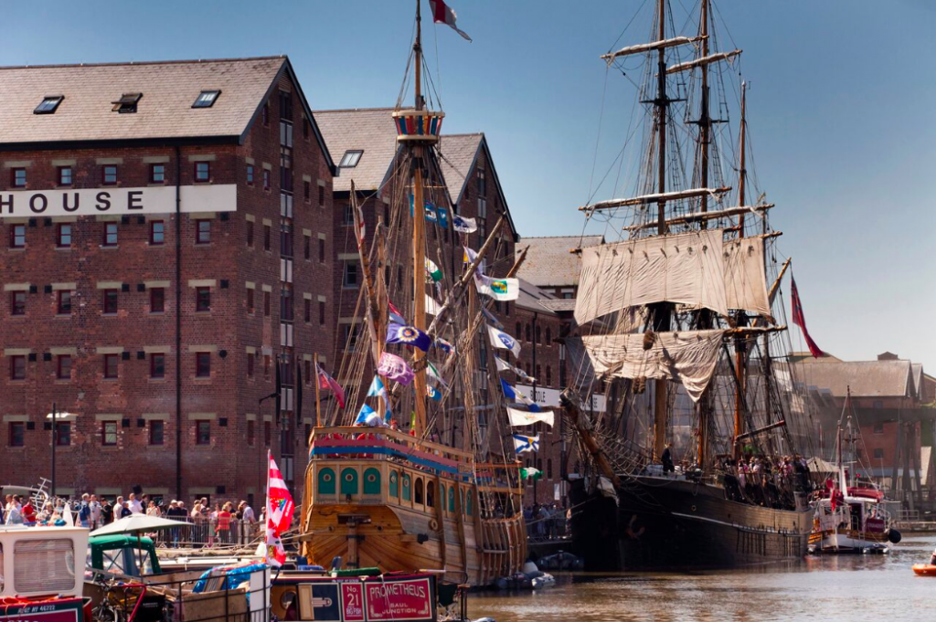 Dock-life: We have a wonderful selection of old/new/fancy boats