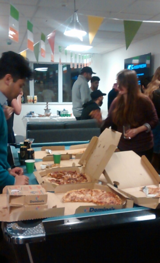 St. Patrick's day = perfect opportunity for a pizza night