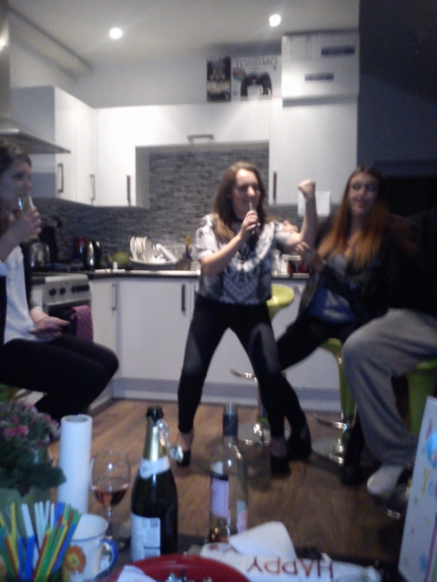 Hairbrush karaoke