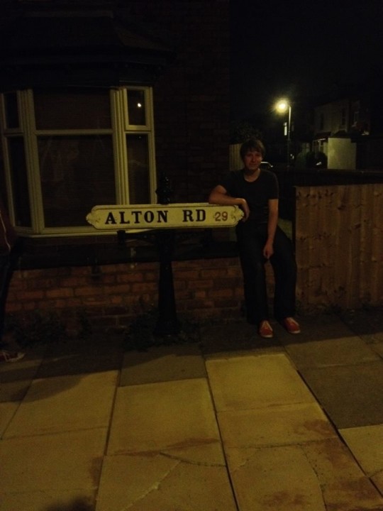 Where would Cameron be without his home and arm rest on Alton Road?