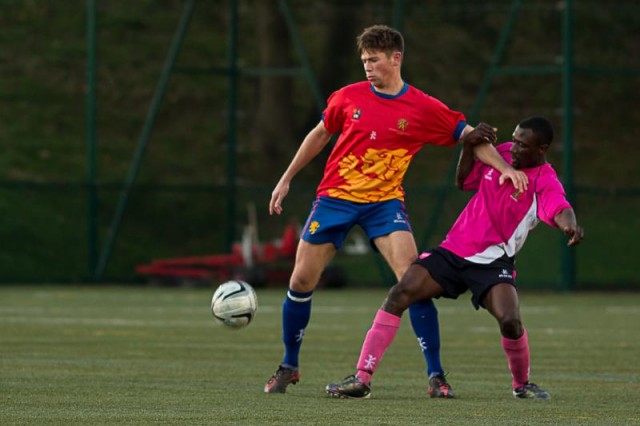 Defensive strength from Richards - courtesy of Peter Saxon