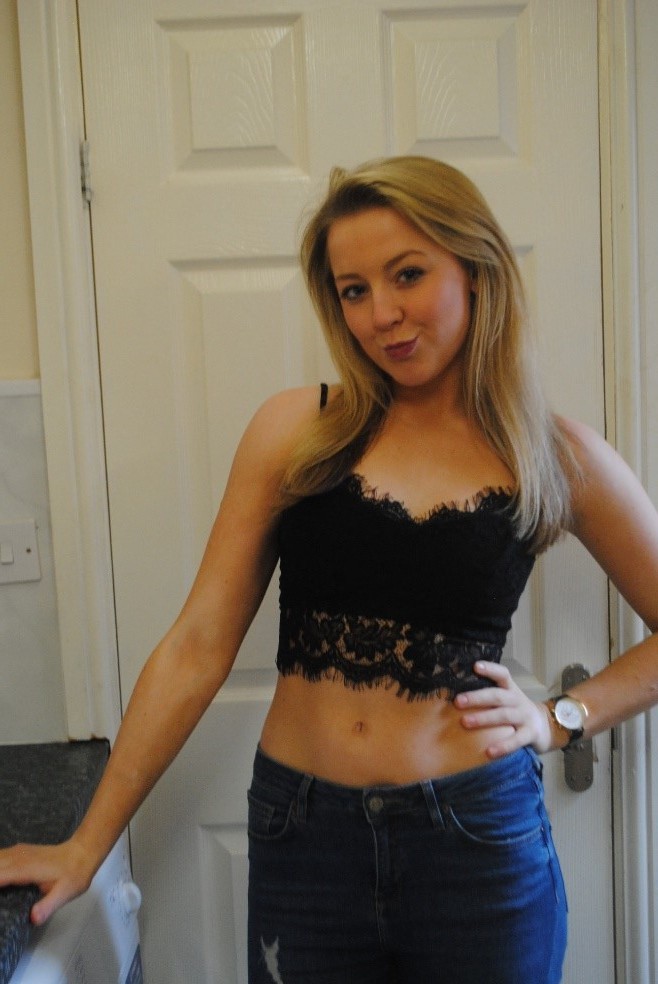 Black lace; Classy and seductive, my favourite things!