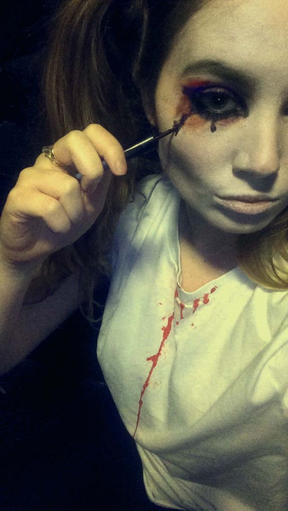 joker nmake up tab