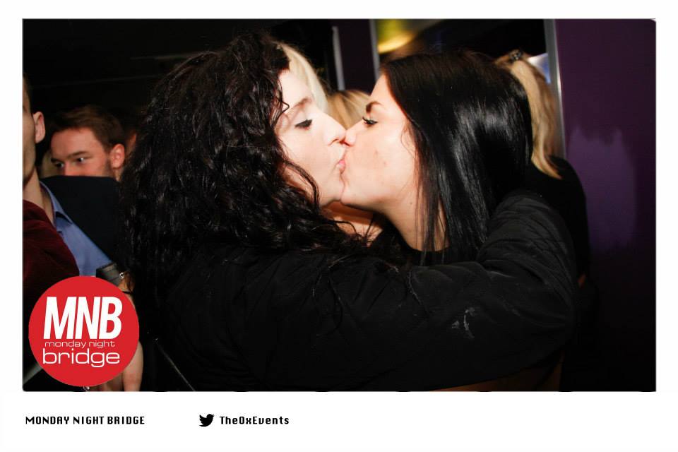 pucker up