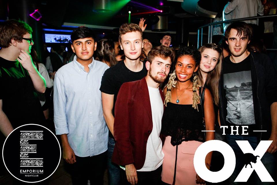 The long distance photo bomb