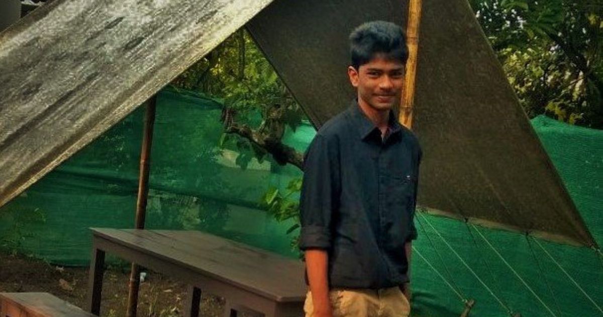 Brookes student died after trying to climb over metal railings in a