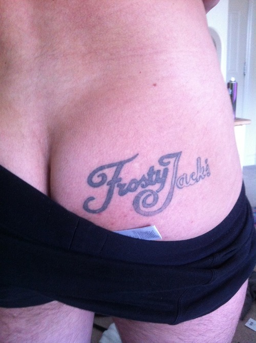 Not everyone will display their arse to define their douchebag-ness