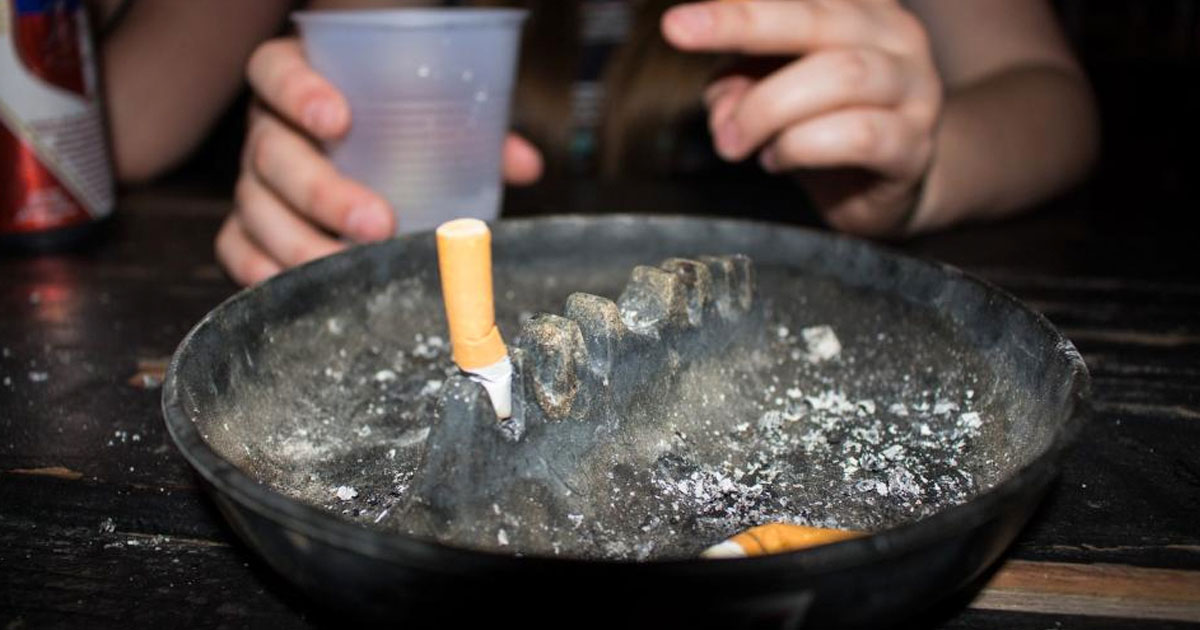 I hate smokers and their disgusting habit