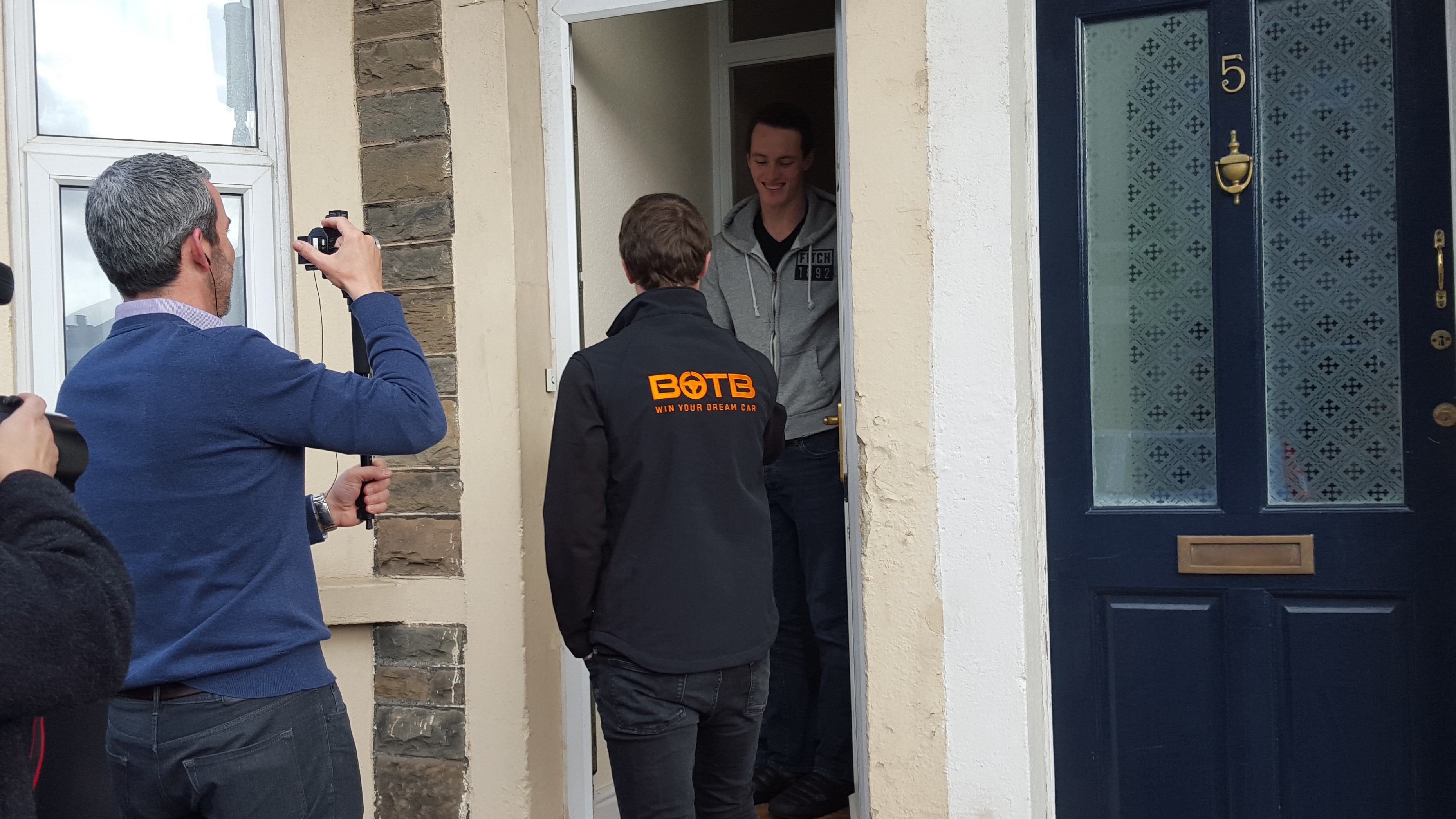 Arriving at Lewis's house