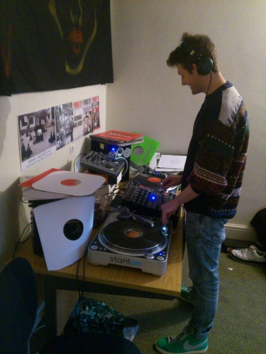 Mate, I know it's loud, but check out how sweet this drop is!