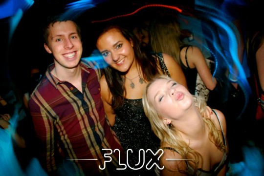 The girl on the right is looking pretty damn relaxed.