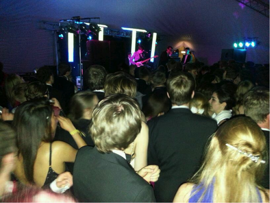 A spector-cular crowd