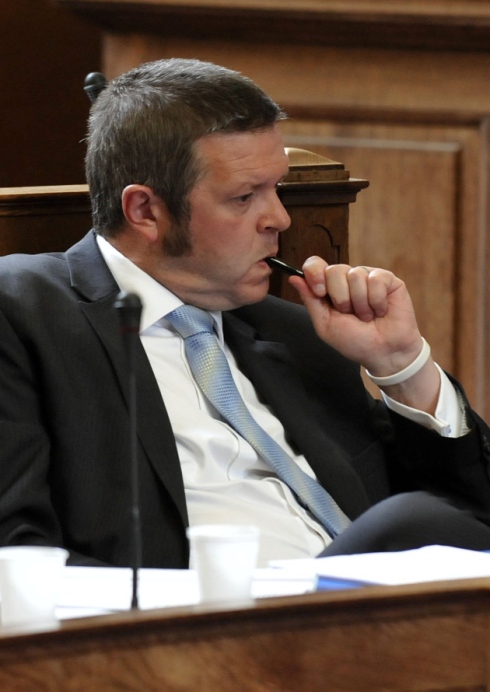 Councillor Curtis even styled his hair accordingly