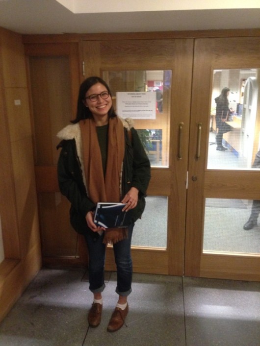 Kiki, MML at Murray Edwards. Ankles out, smile to boot.