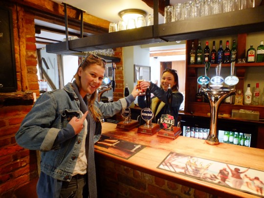 Bargirl Beth