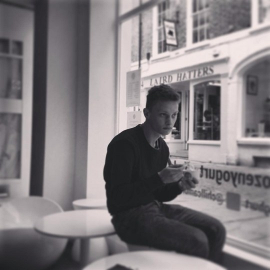#lonelyfroyo #yoghurtwontsolvemyproblems #iwishiwasinsainsburys