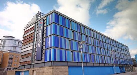 Cambridge Travelodge, house of dreams