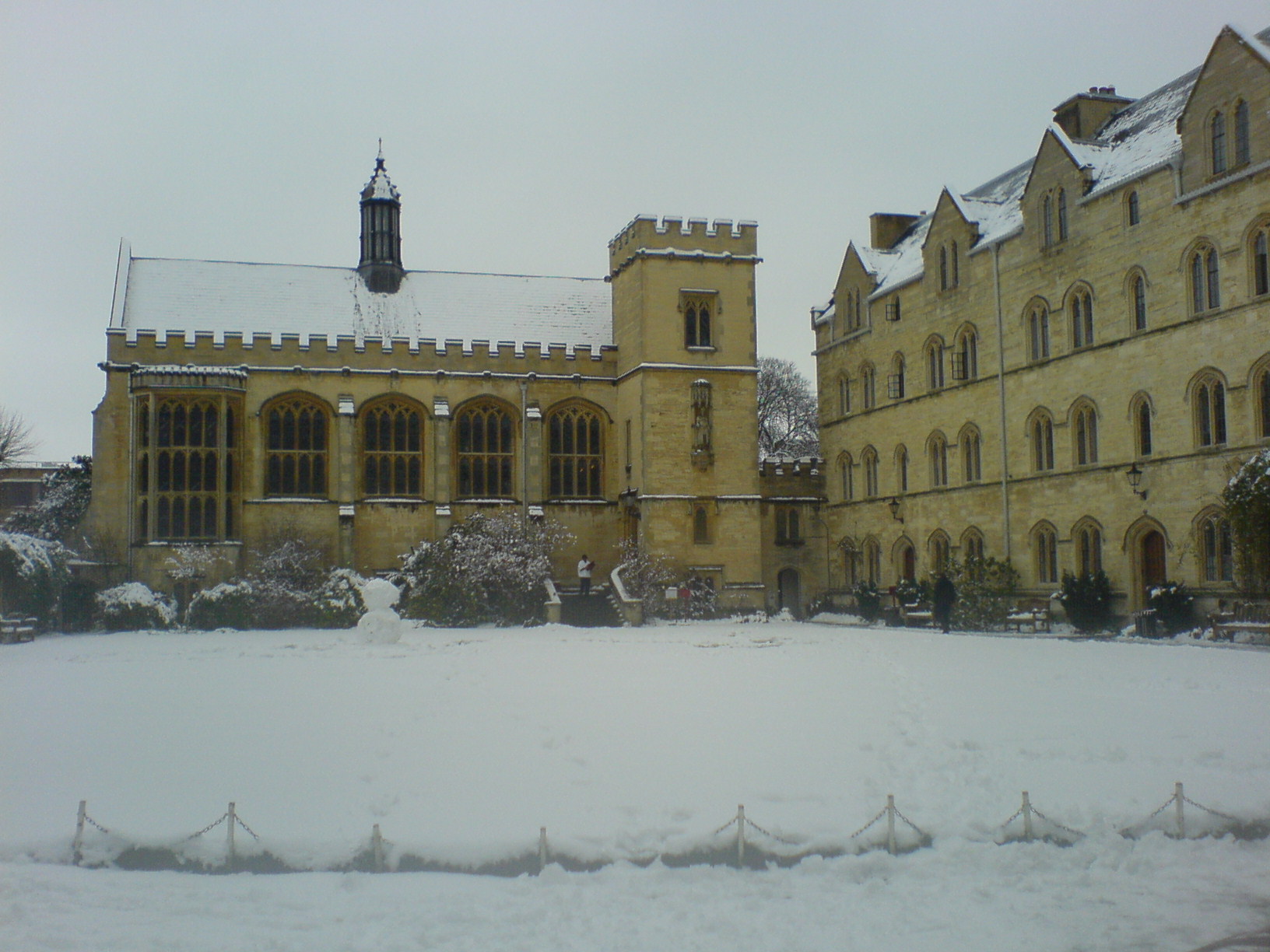 Pmb_chapelquad_snow_20070208