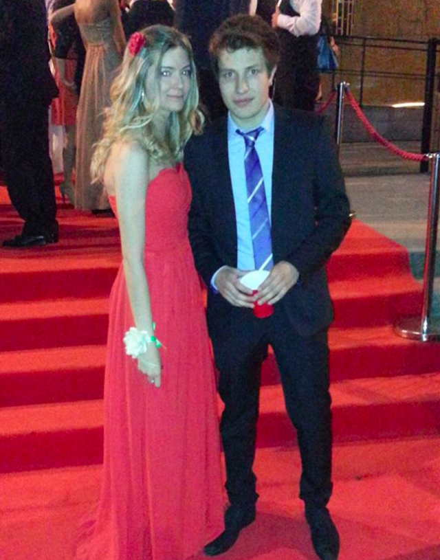 Worsened by the pictorial carcass of a relationship: the couple photo